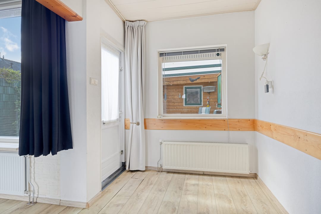 Photo 16 of Anjerstraat 32