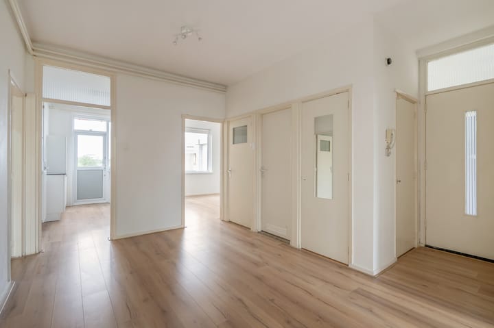 Appartement te koop: Koningin Julianalaan 160, Voorburg