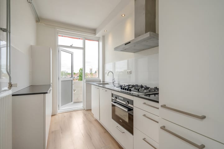 Appartement te koop: Koningin Julianalaan 160, Voorburg