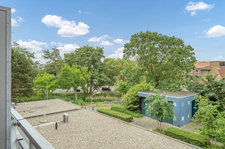 Appartement te koop: Koningin Julianalaan 204, Voorburg