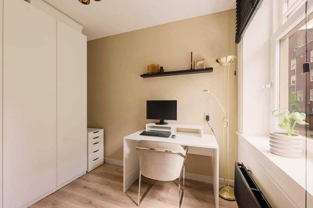 Photo 8 of Balboastraat 38-1