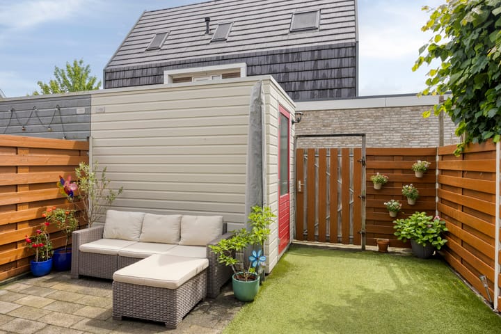 Tussenwoning te koop: Kustvaart 27, Arnhem
