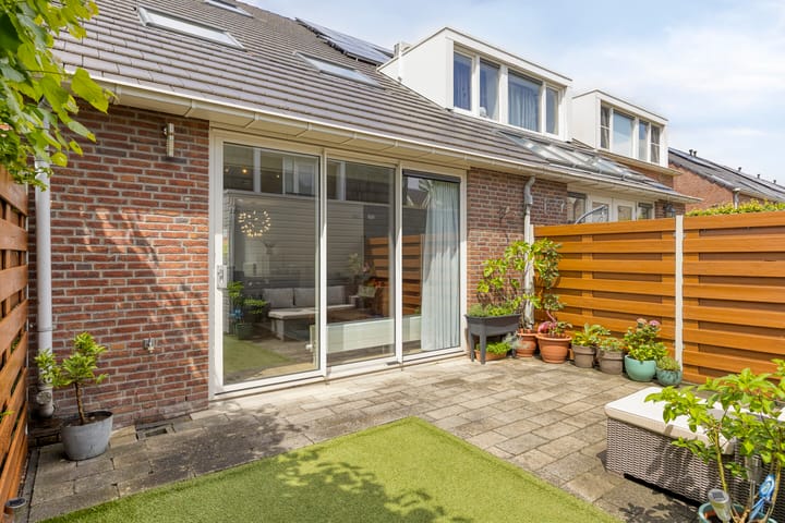Tussenwoning te koop: Kustvaart 27, Arnhem