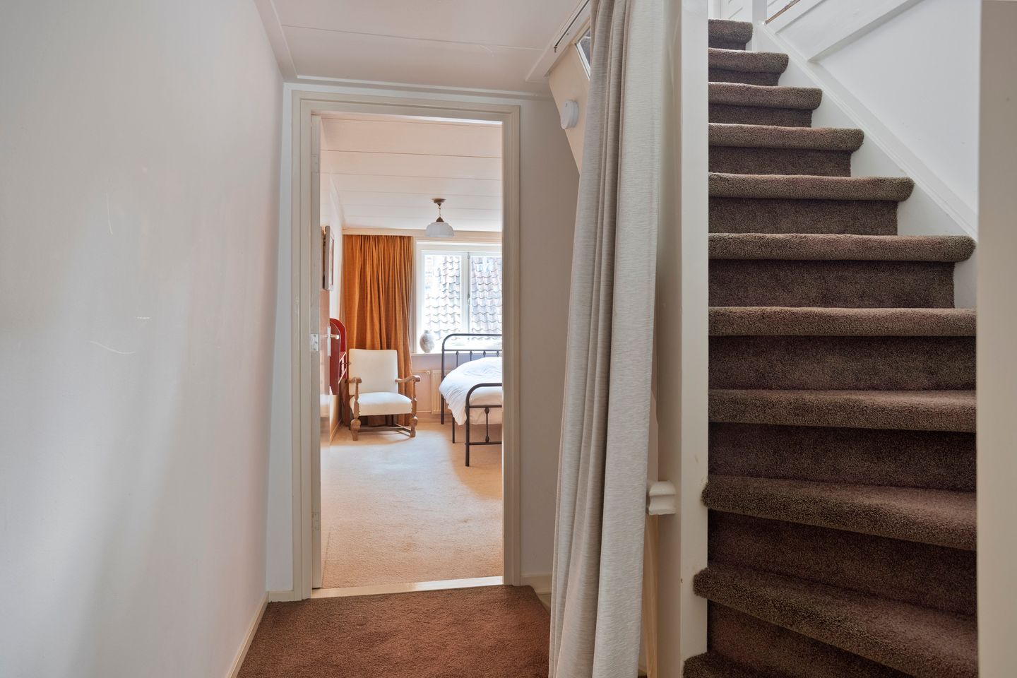 Foto 40 van Lange Hofstraat 14