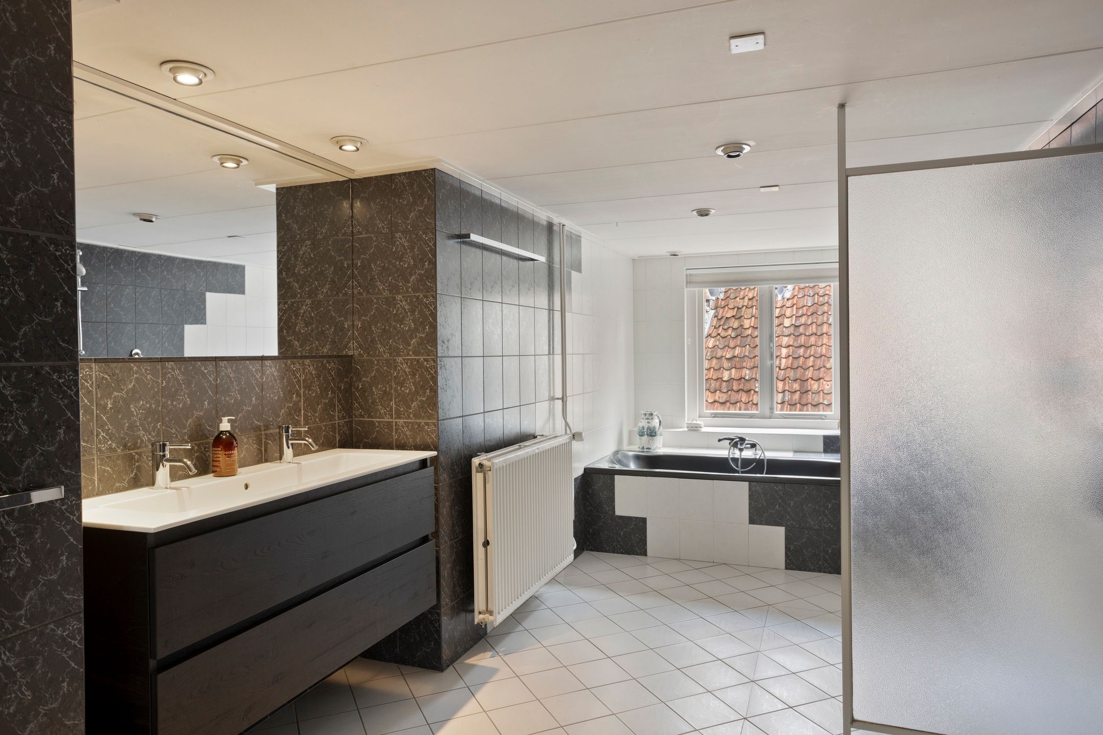 Foto 45 van Lange Hofstraat 14