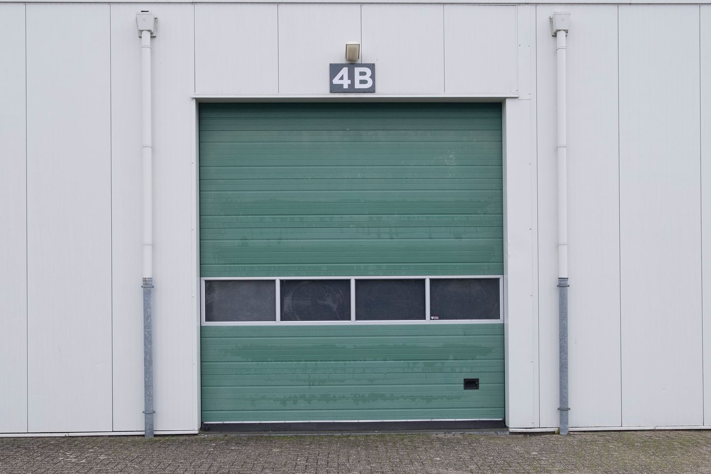 Bekijk foto 1 van Madame Curieweg 4