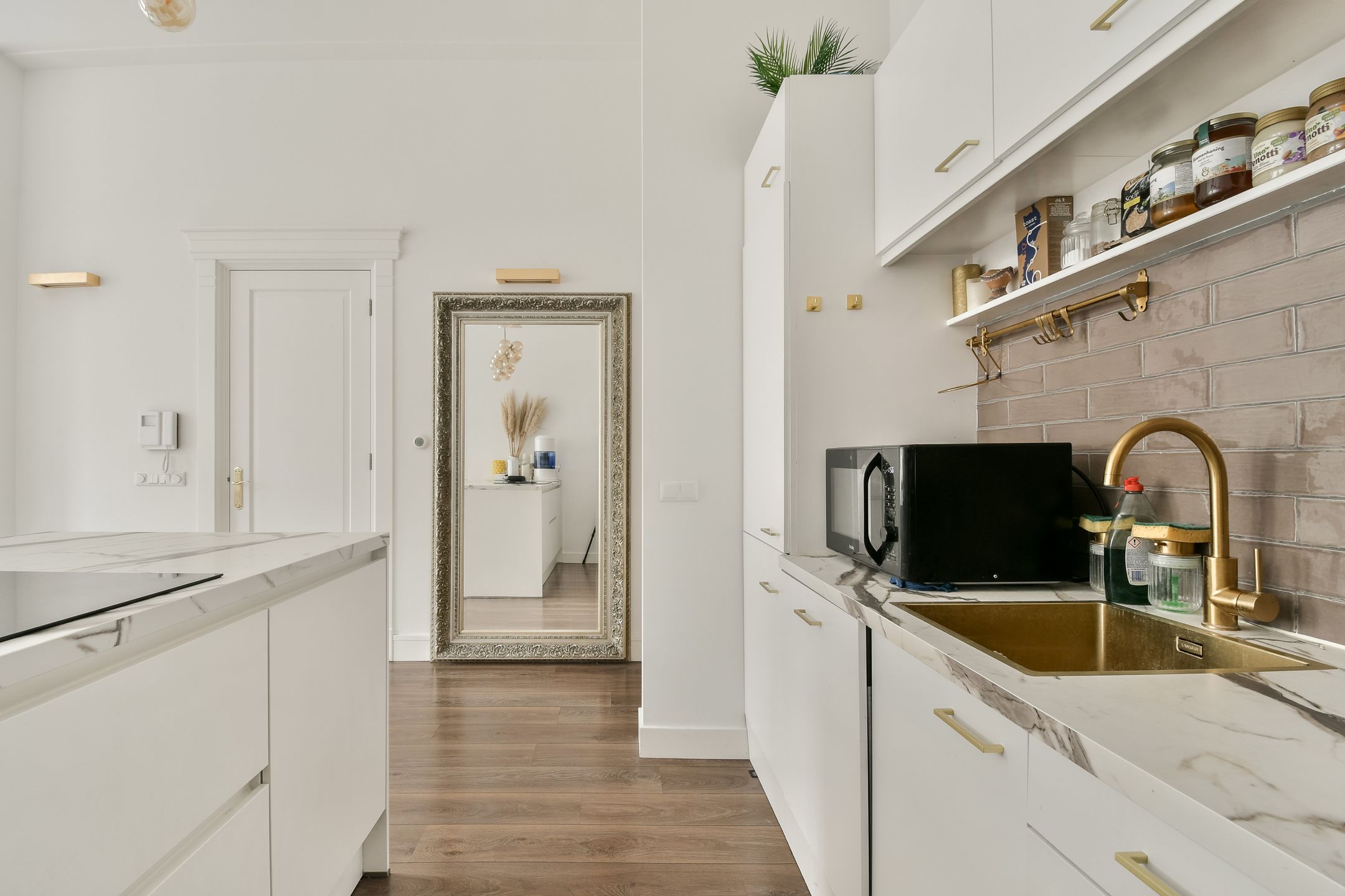 Photo 9 of Sarphatistraat 87-F