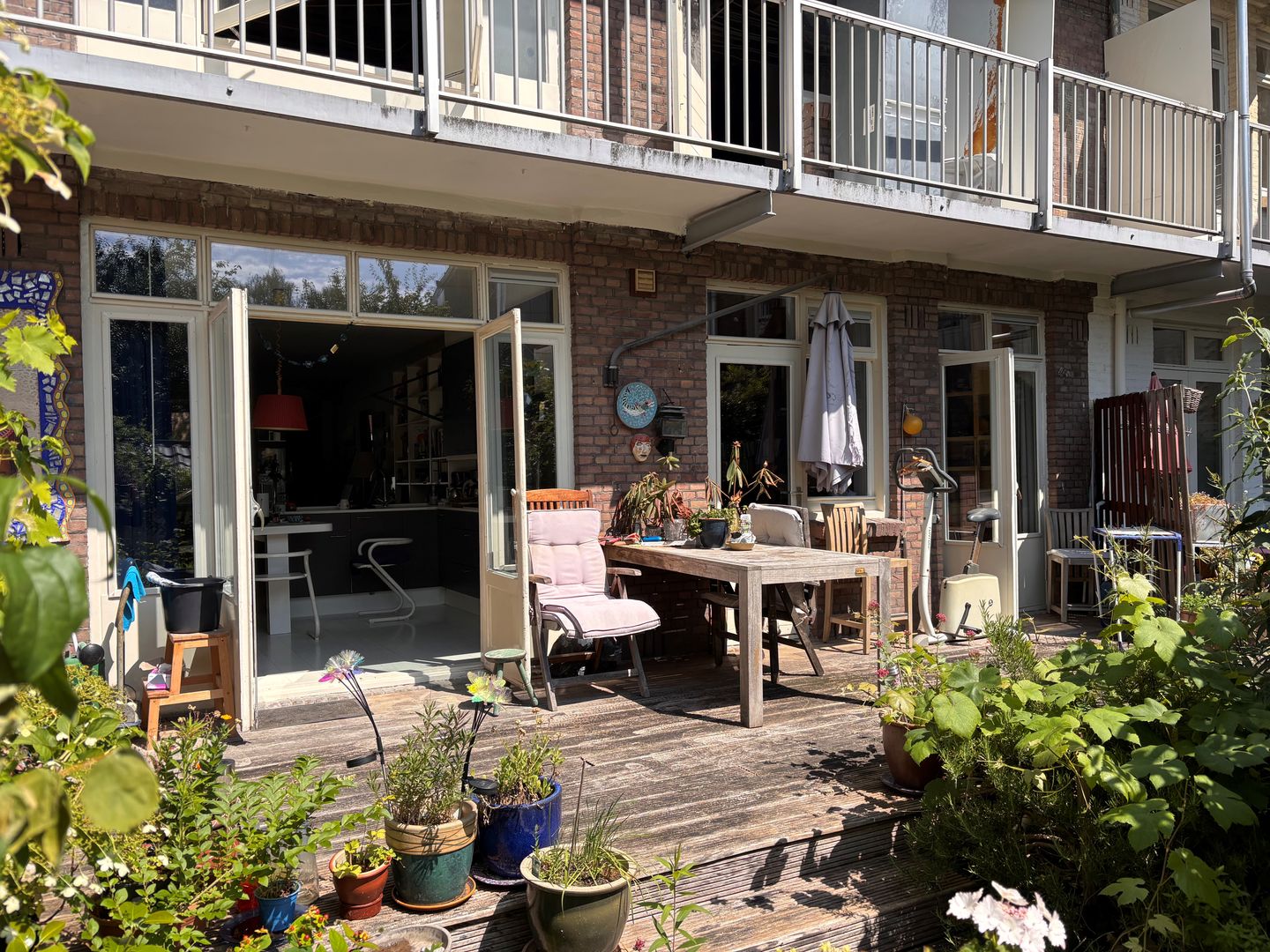 Wide Ground-Floor Apartment with South-Facing Garden in Rivierenbuurt — 10