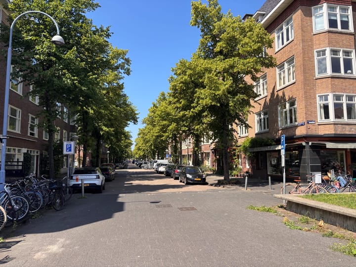 Photo 2 of Geleenstraat 29