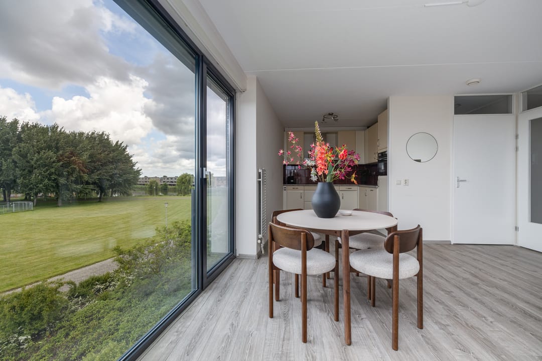 Photo 11 of Muiderstraat 98