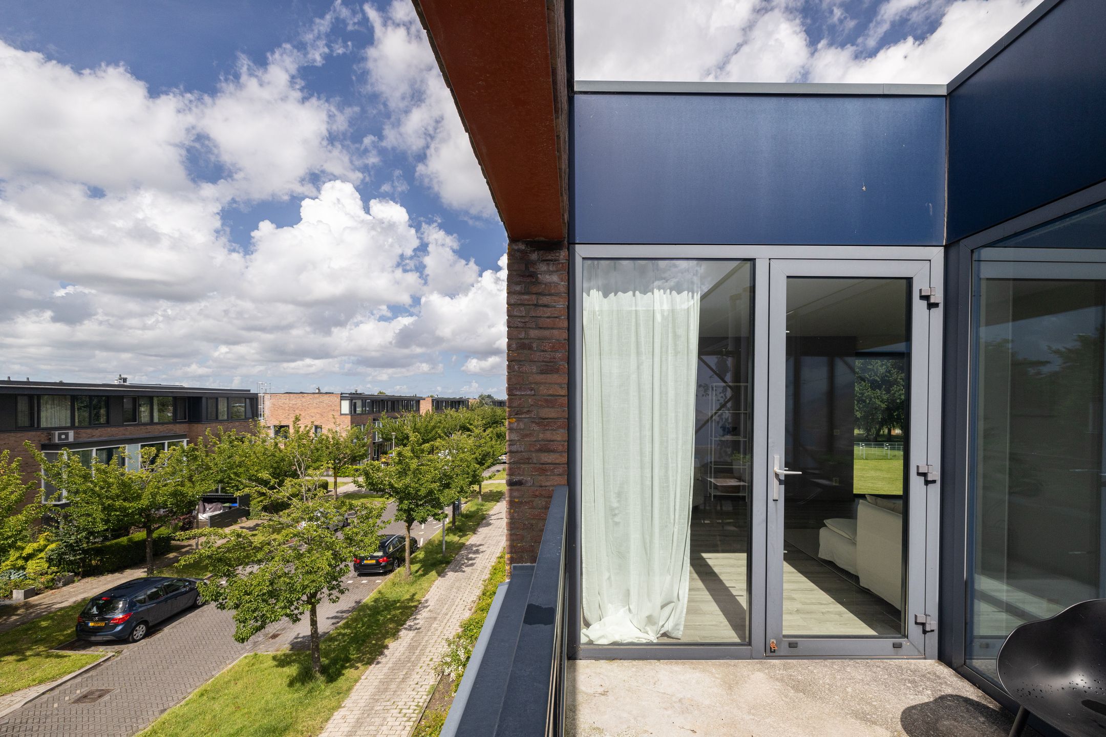 Photo 21 of Muiderstraat 98