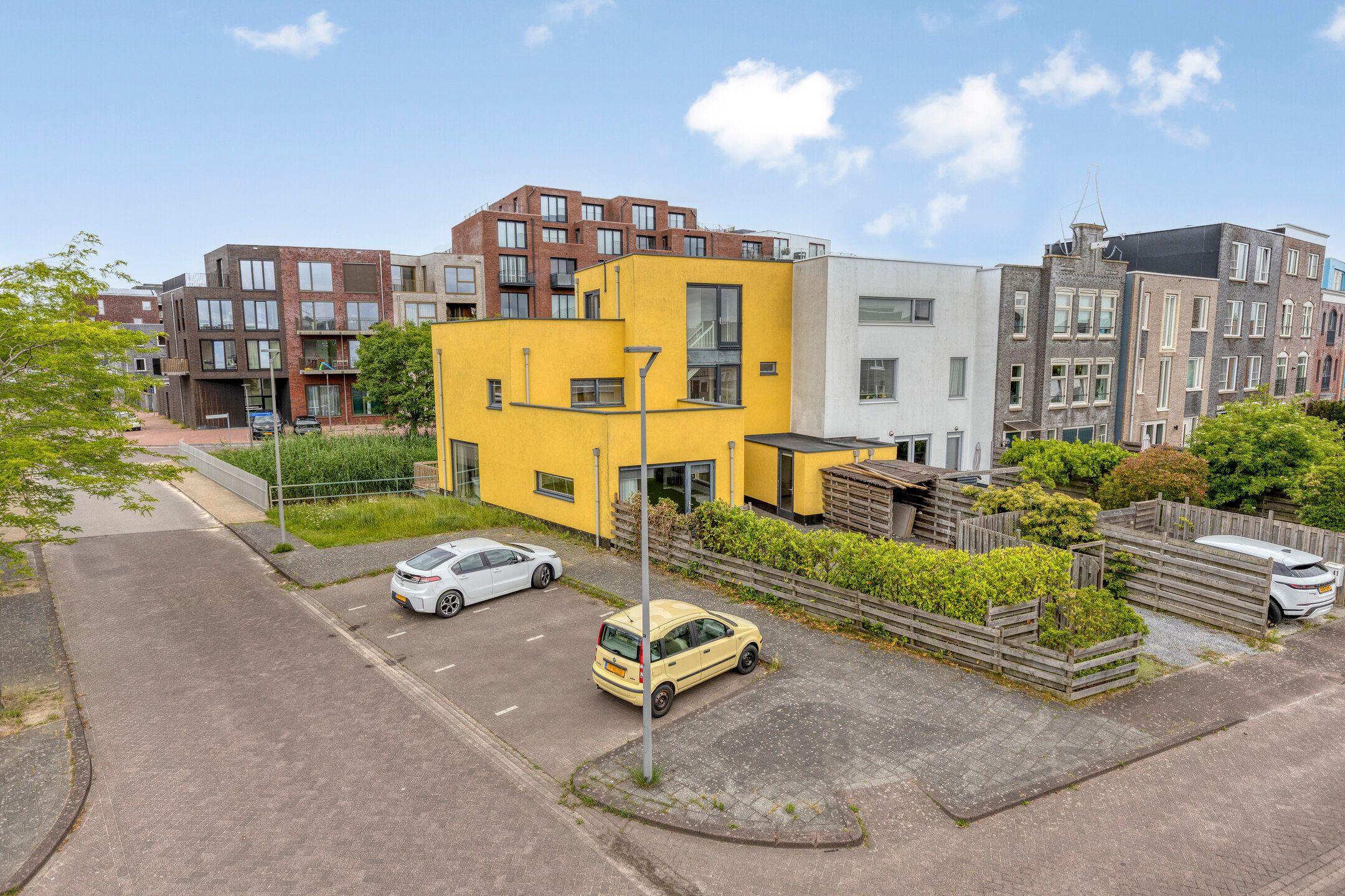 Photo 60 of Aresstraat 39