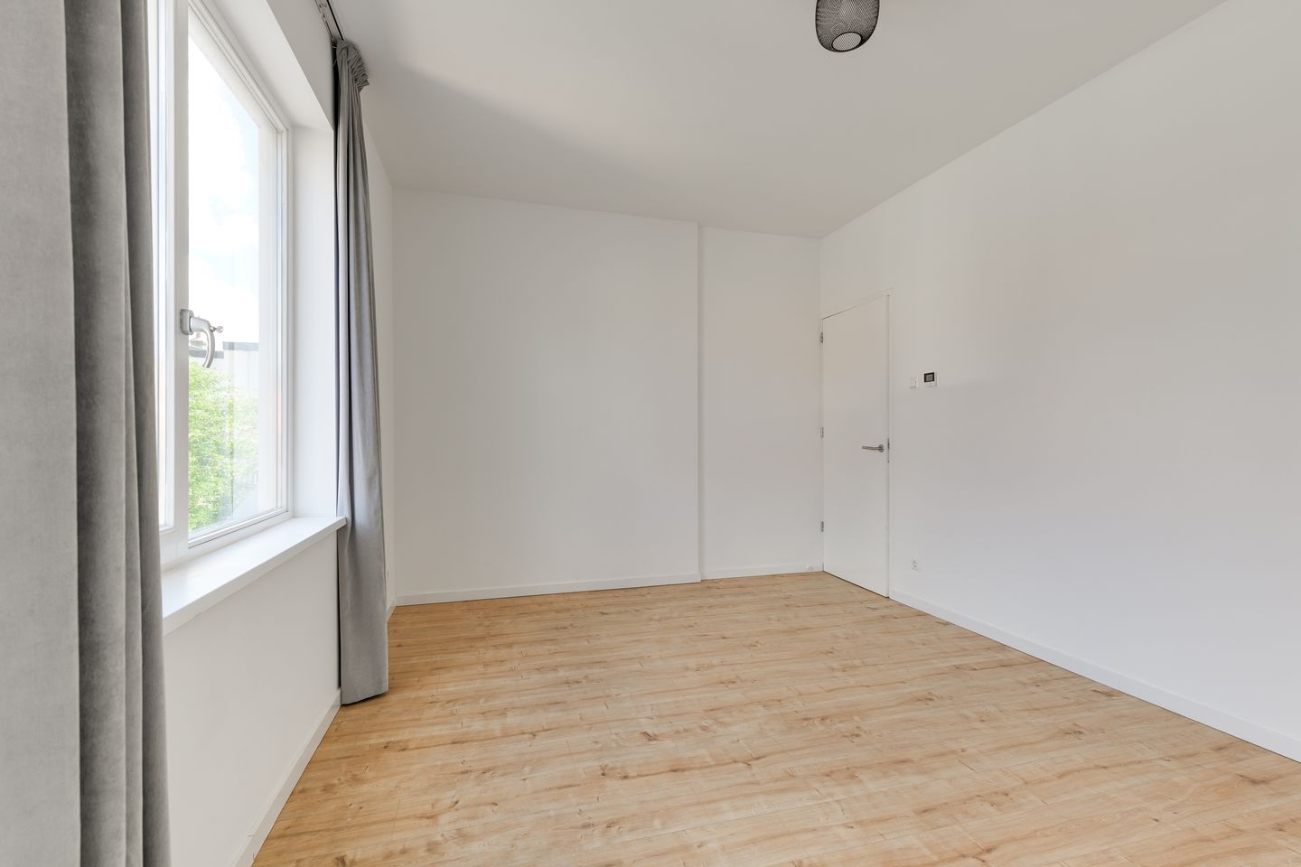 Photo 19 of van Assendelftstraat 6