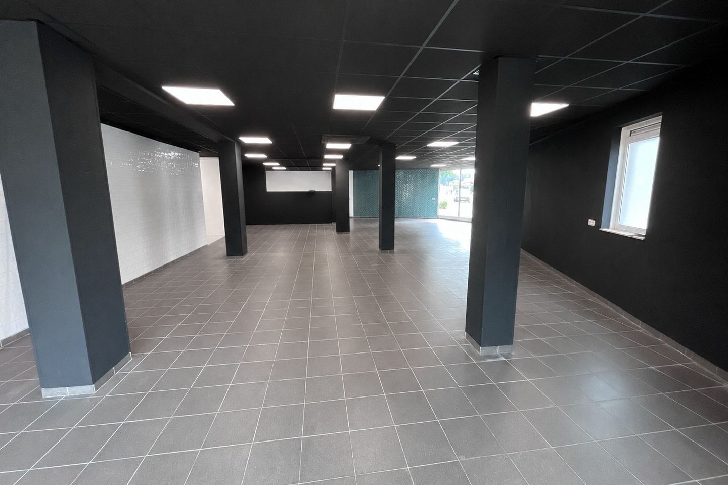 Bekijk foto 2 van Burgemeester Wallerstraat 167
