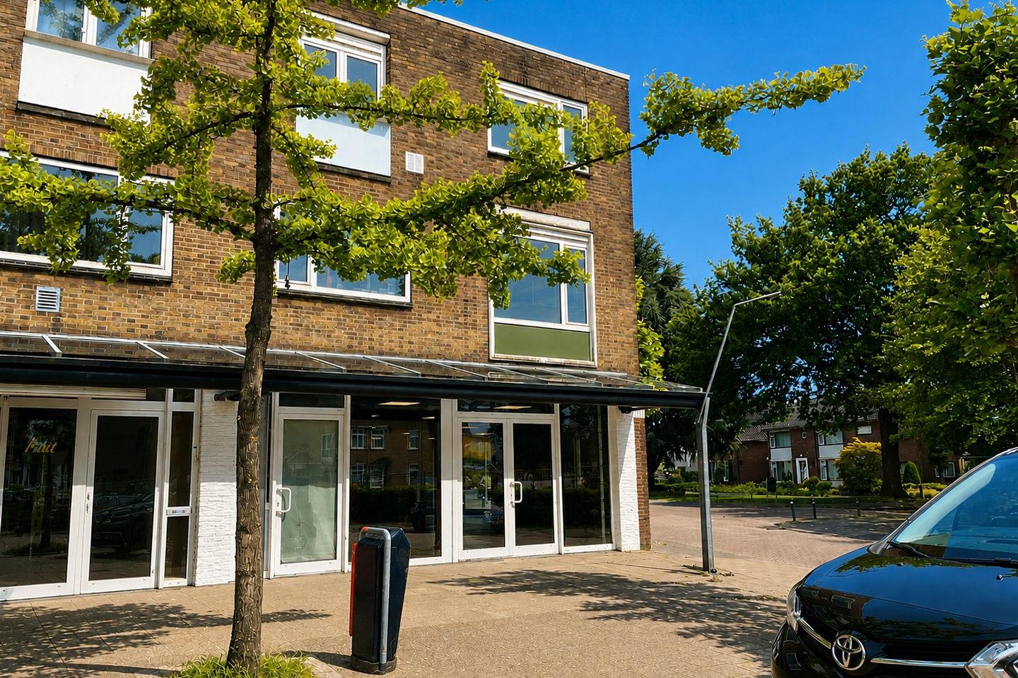 Bekijk foto 1 van Burgemeester Wallerstraat 167