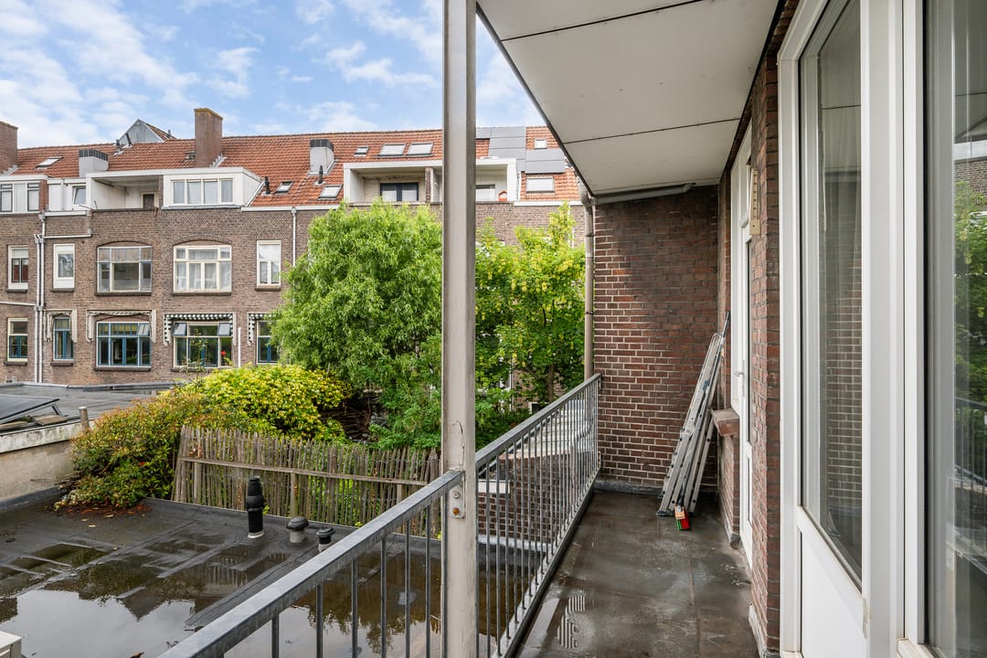 Photo 8 of Tielman Oemstraat 9-B