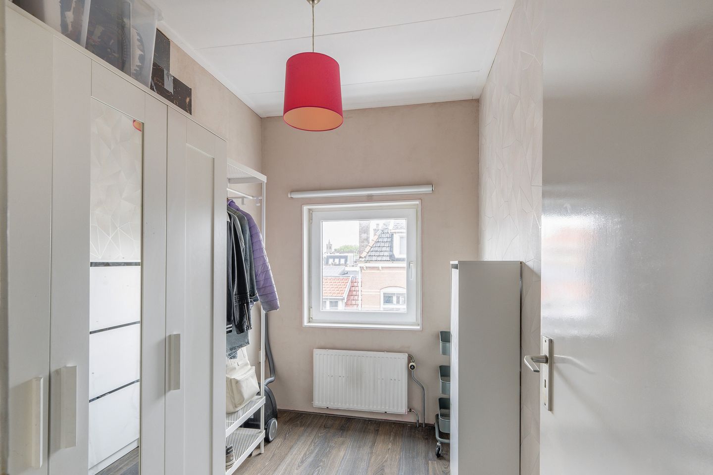 Photo 25 of Tielman Oemstraat 9-B