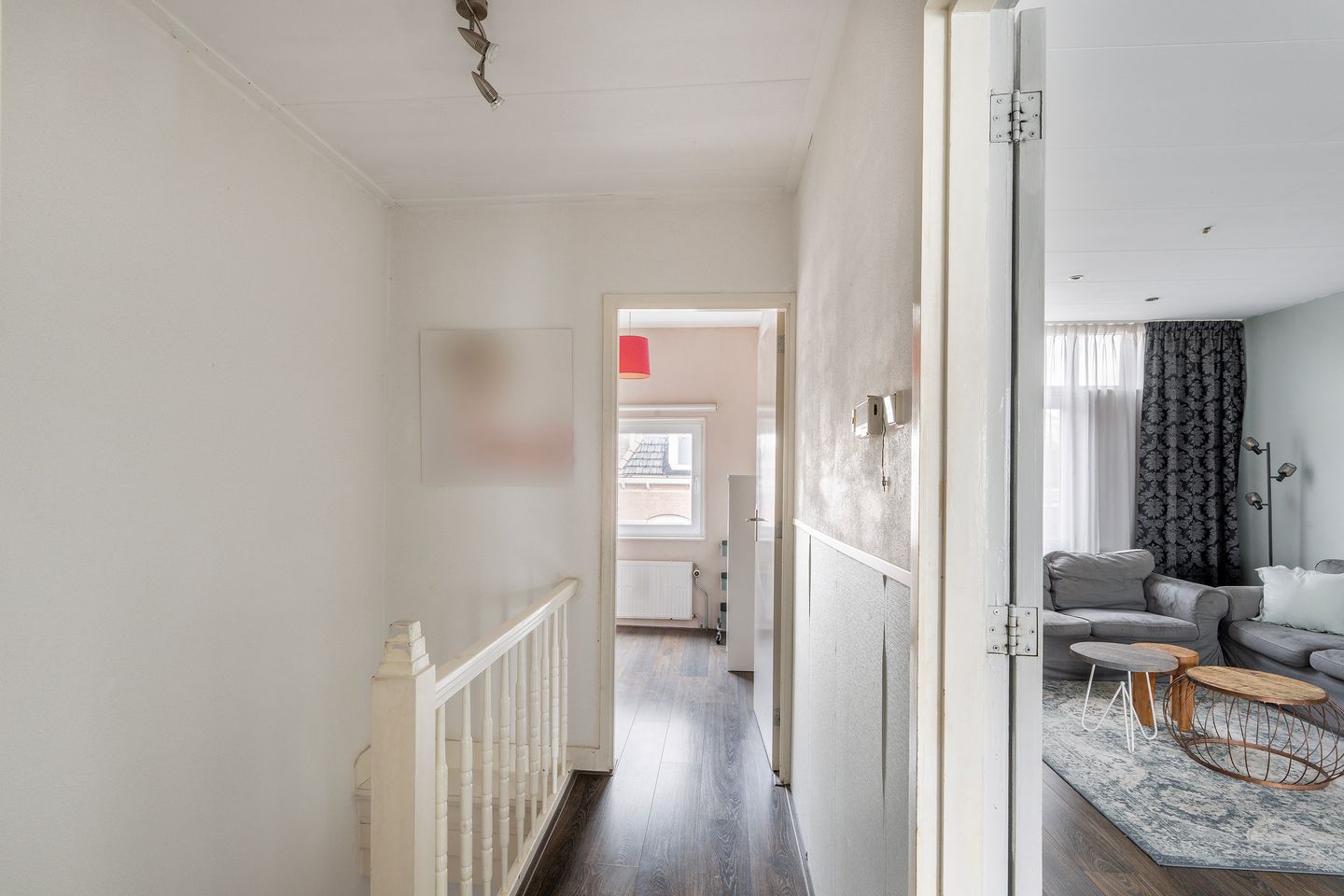 Photo 19 of Tielman Oemstraat 9-B