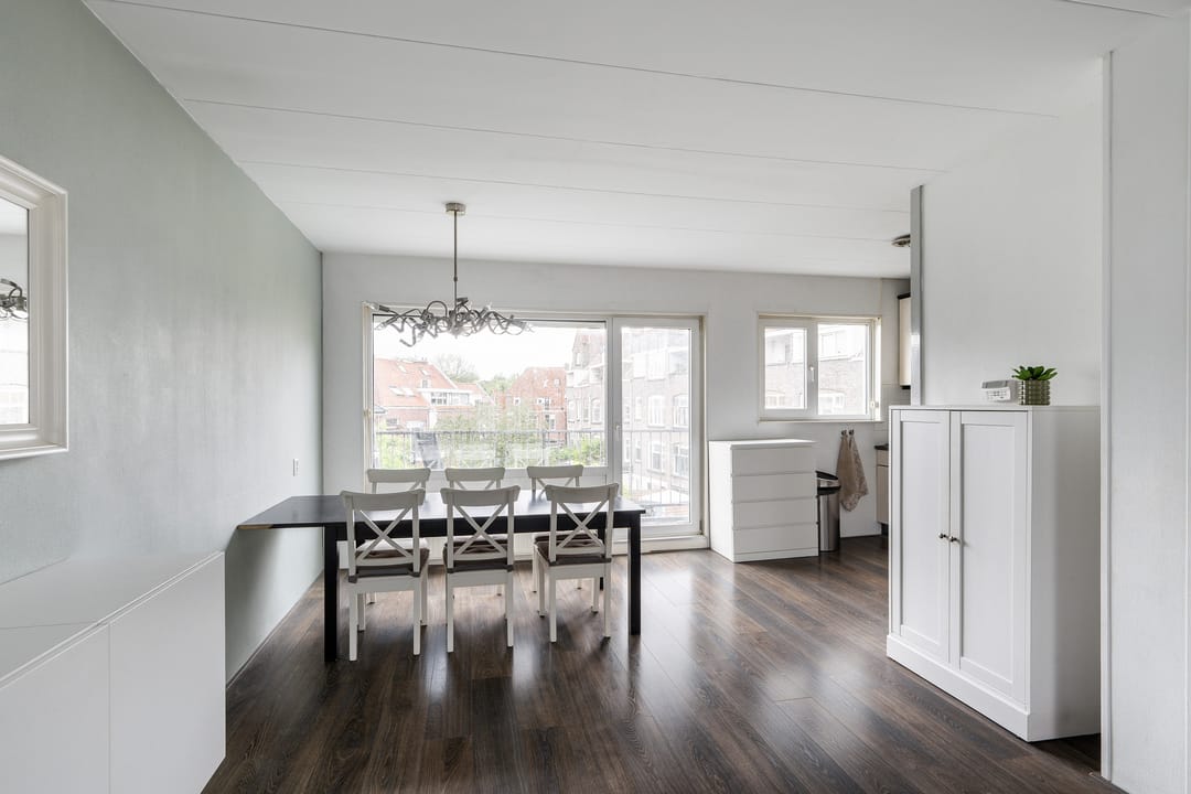 Photo 22 of Tielman Oemstraat 9-B