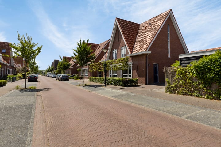 Photo 2 of Boezem 61