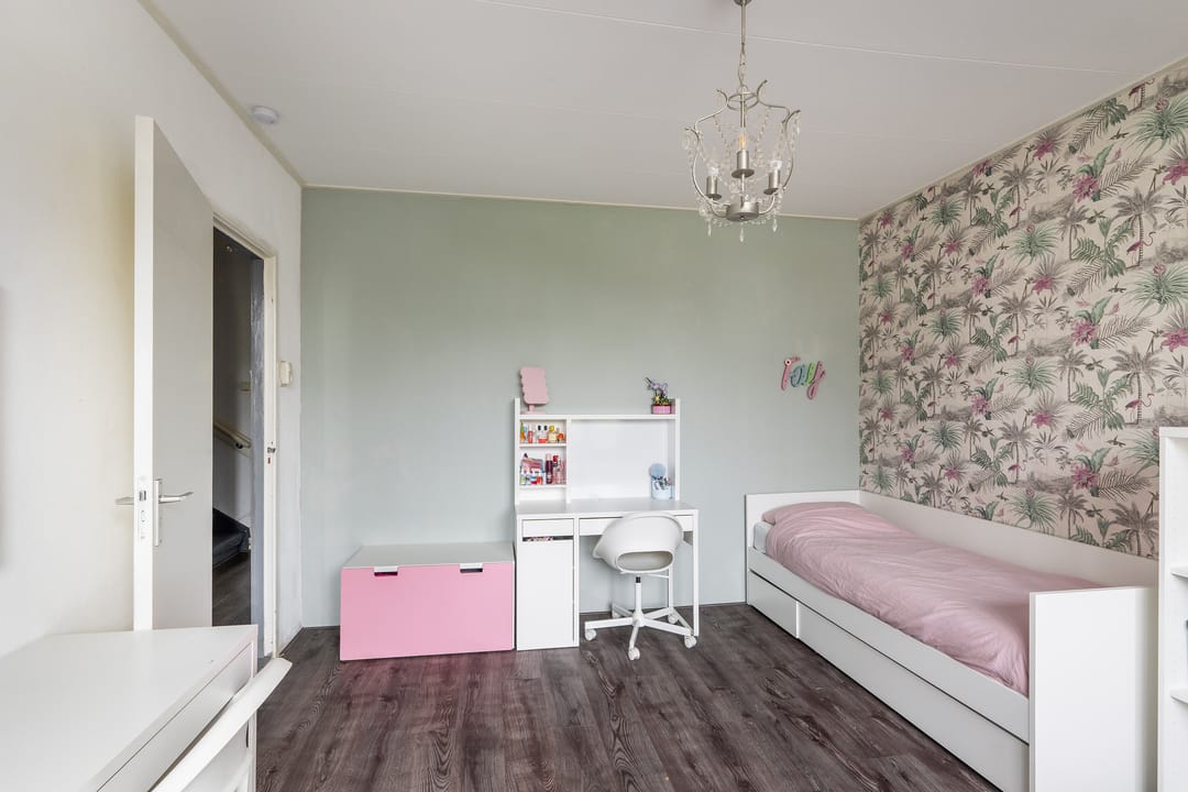 Photo 13 of Tielman Oemstraat 9-B