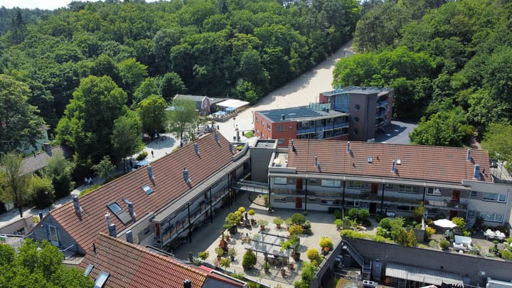 Foto 4 van Roode Leeuw 6