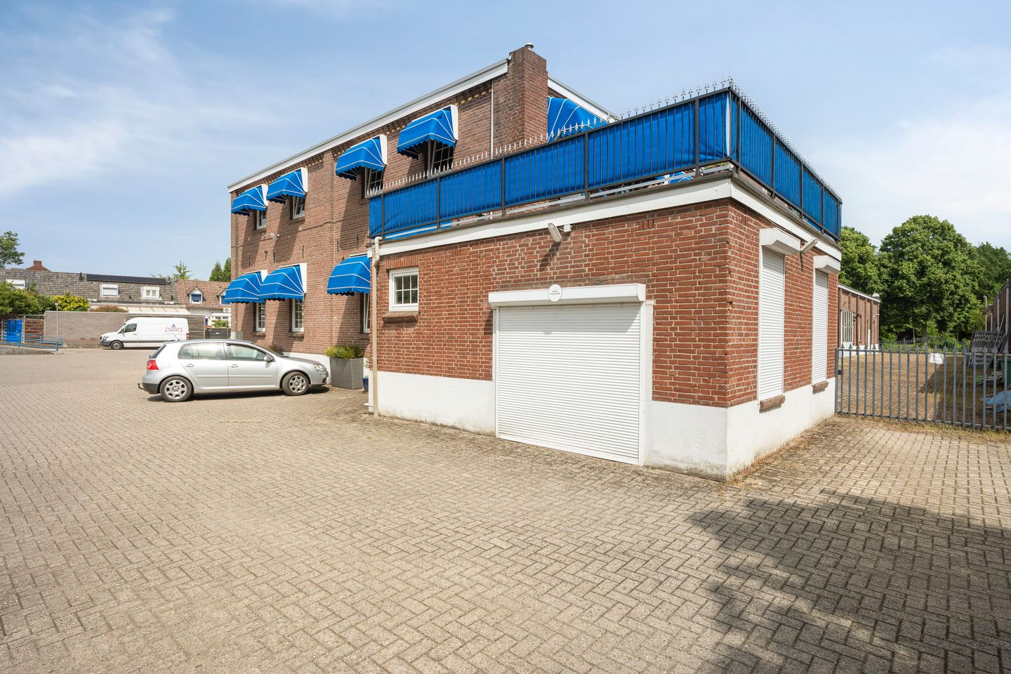Bekijk foto 3 van Bredeweg 397