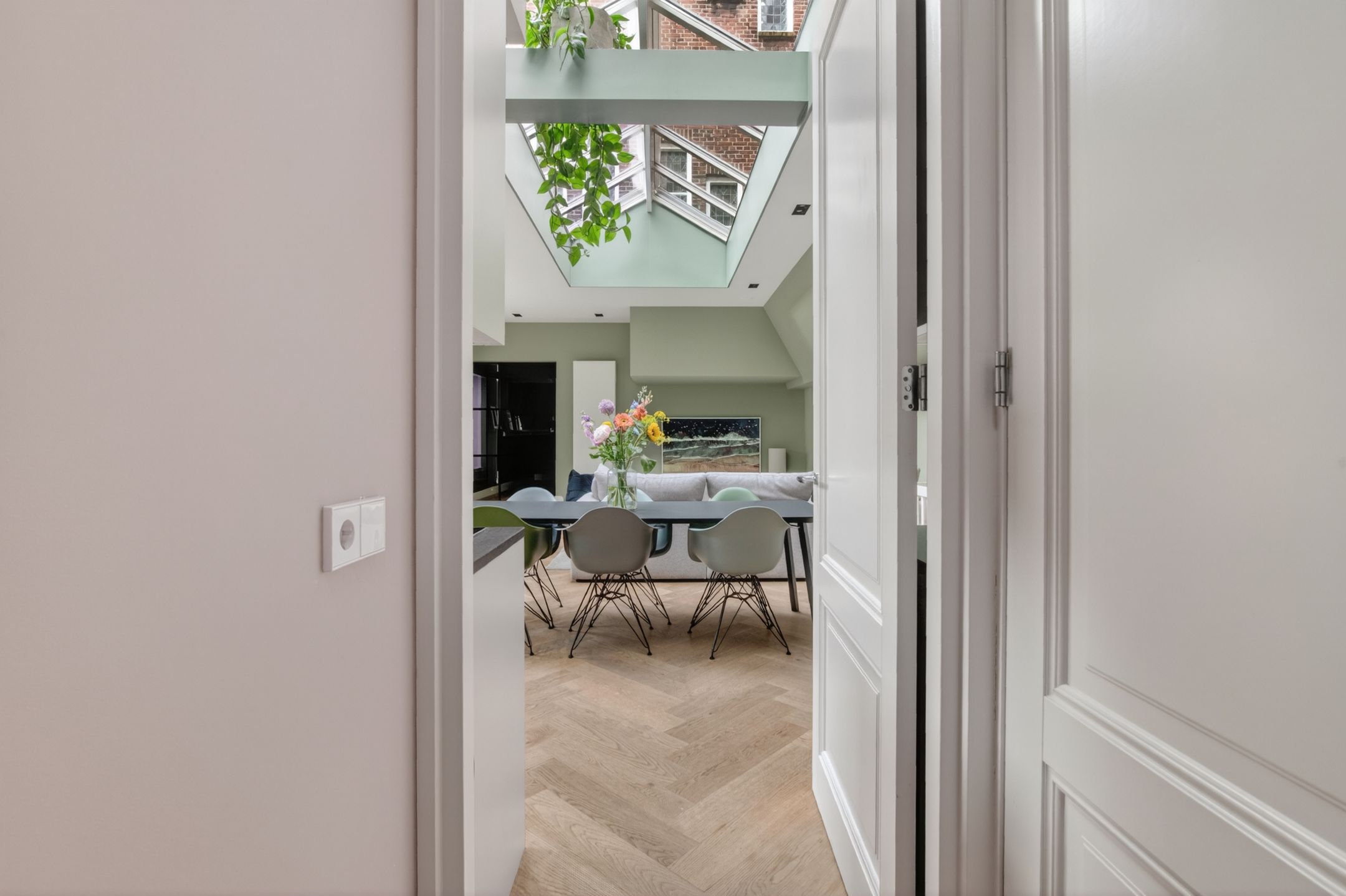 Photo 12 of Zocherstraat 23-F