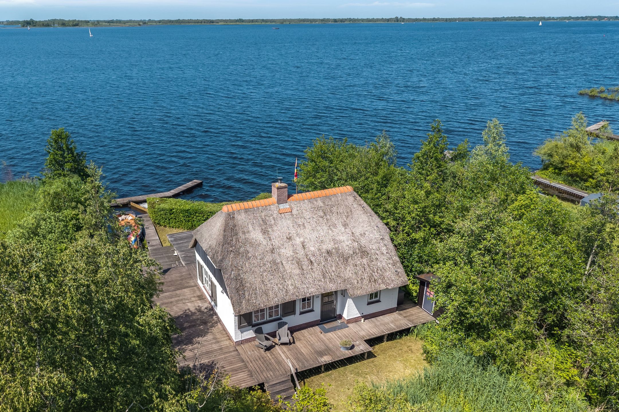 3-bedroom freehold villa in Wanneperveen — photo 3 of 5