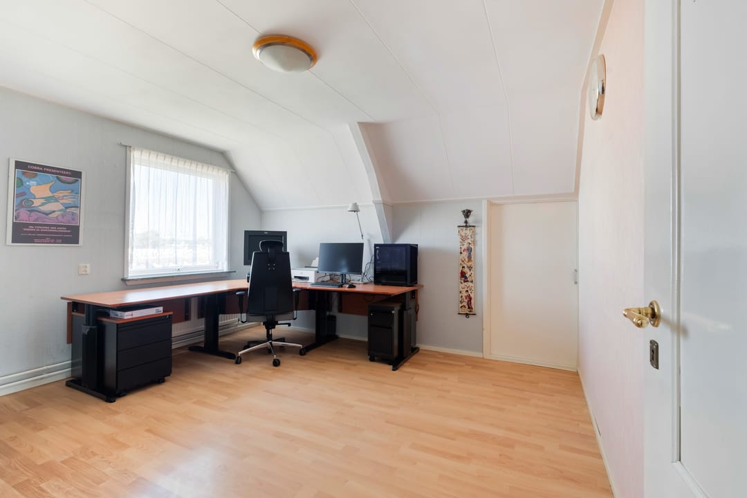 Photo 38 of Vredebestlaan 1