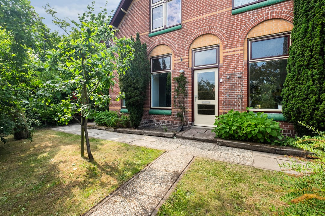 Photo 7 of Vredebestlaan 1