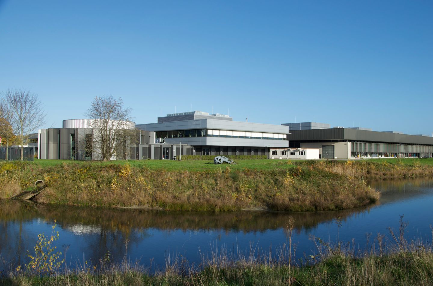 View photo 3 of Dr. Hub van Doorneweg 120