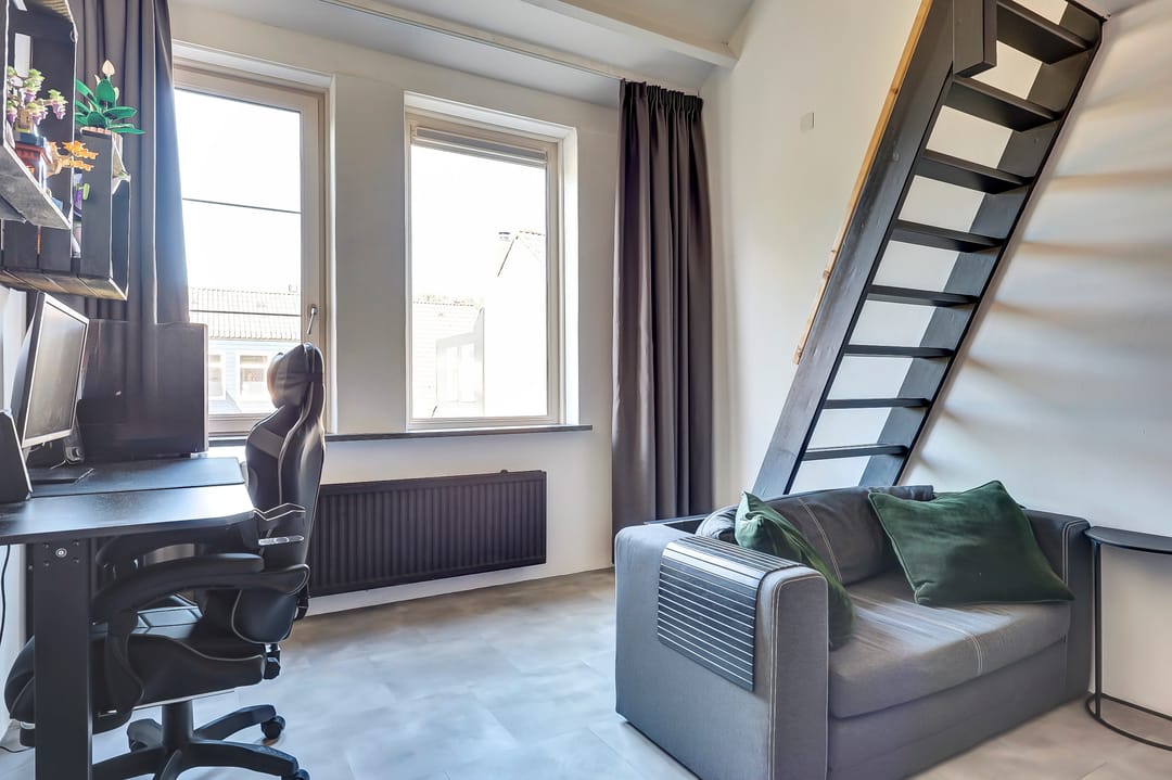 Spacious End Terraced Home with Modern Upgrades and Energy Label A — 23