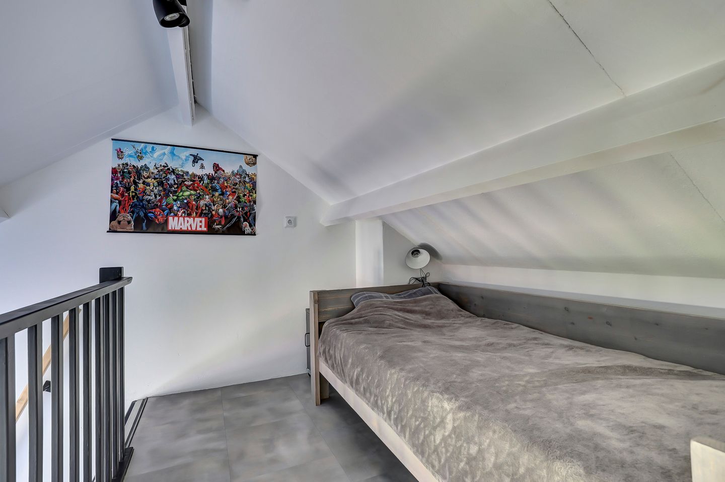 Spacious End Terraced Home with Modern Upgrades and Energy Label A — 25