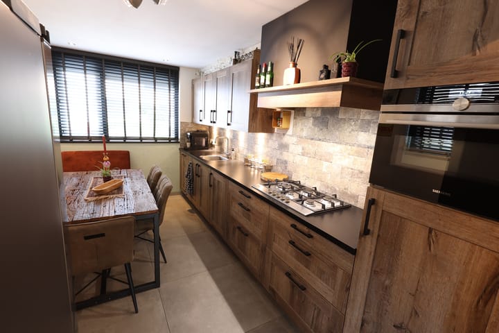 Hoekwoning te koop: Mauritshof 85, Vriezenveen