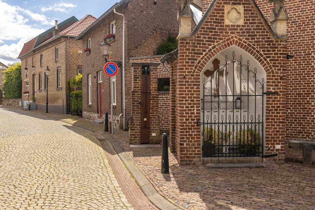 Photo 7 of Raadhuisstraat 6
