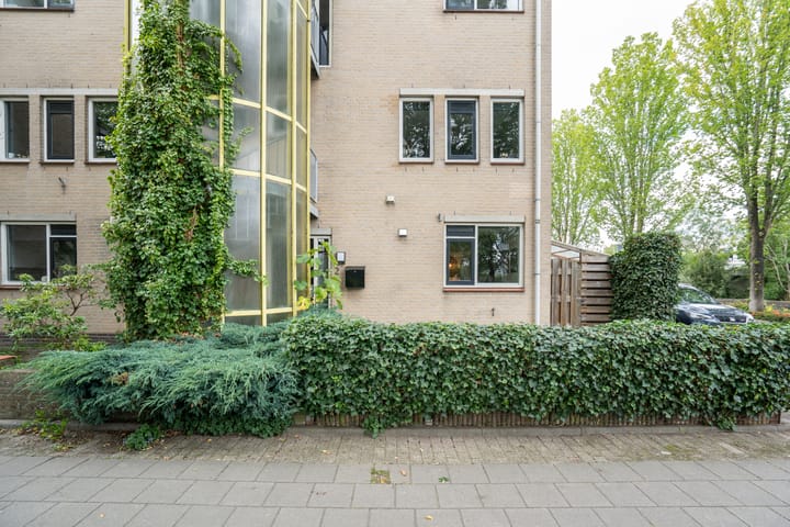 Nellie van Kolstraat 2