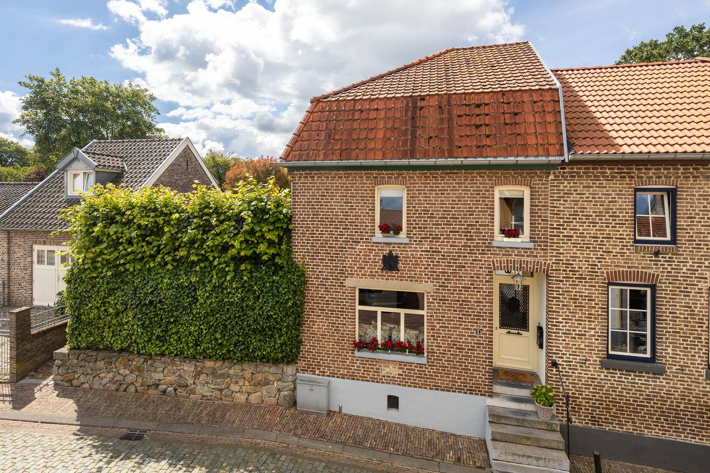 Photo 10 of Raadhuisstraat 6