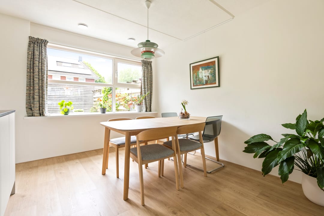 Photo 13 of Leisteenstraat 15