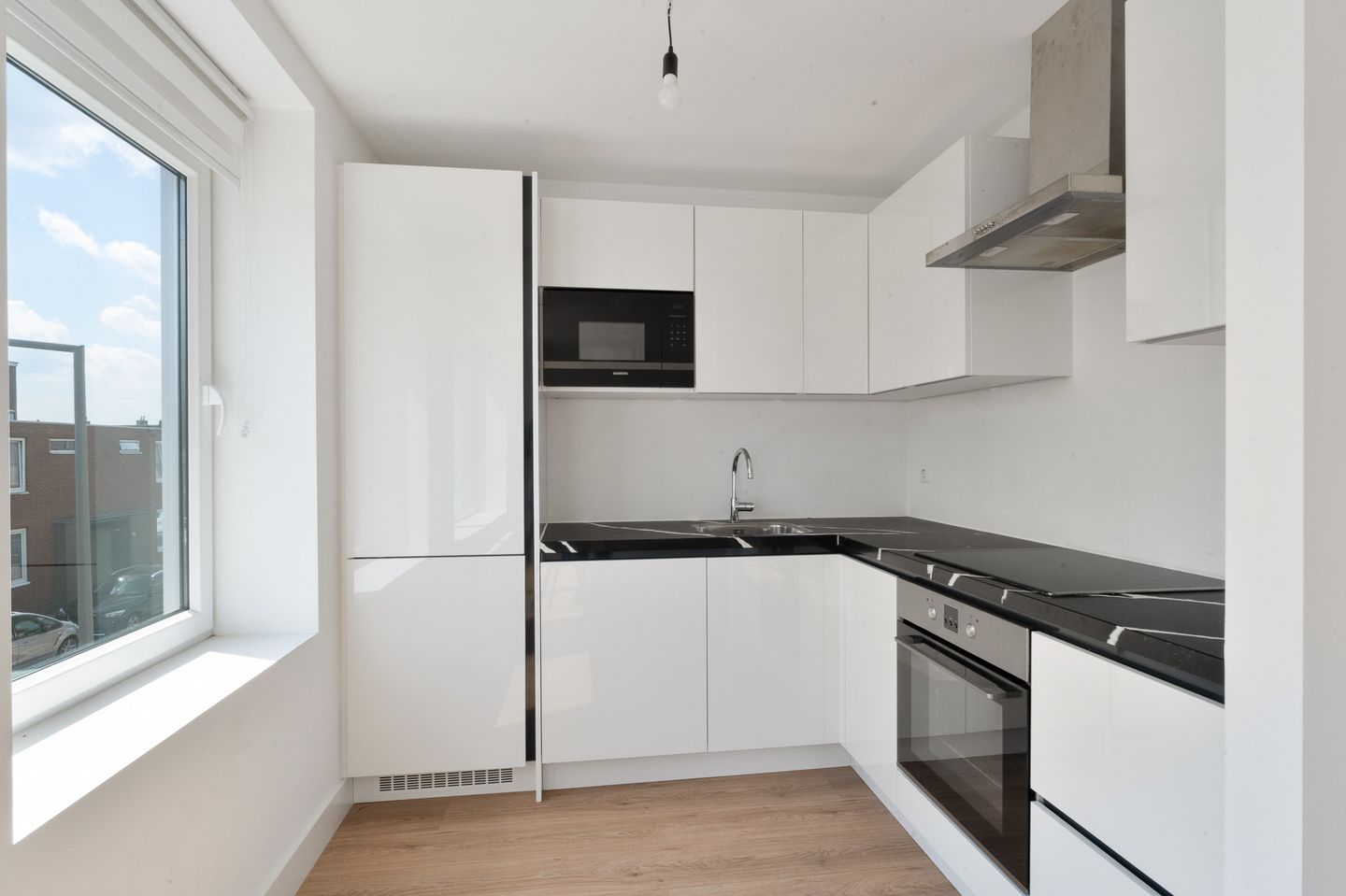 Foto 4 van Katendrechtse Lagedijk 49-B
