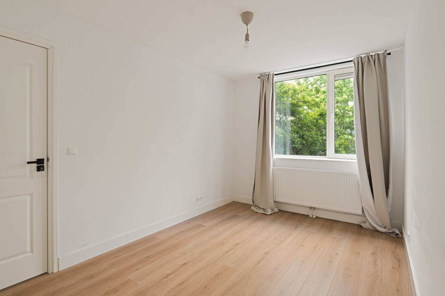 Foto 5 van Katendrechtse Lagedijk 49-B