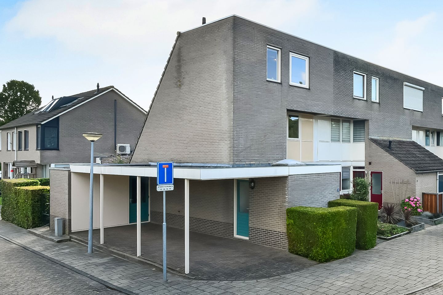 Foto 40 van Henriëtte Roland Holstlaan 10