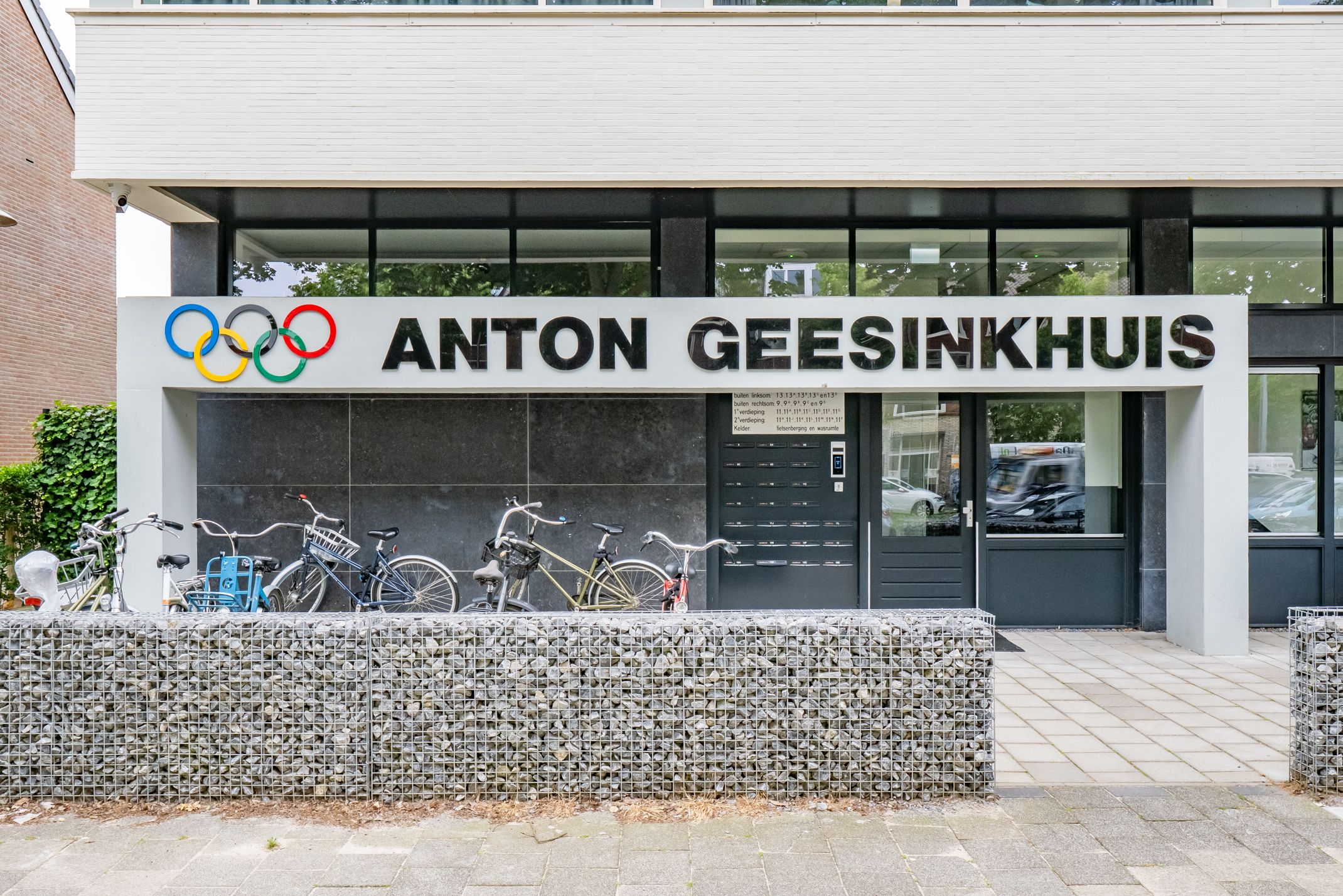 Photo 36 of Anton Geesinkstraat 4-D