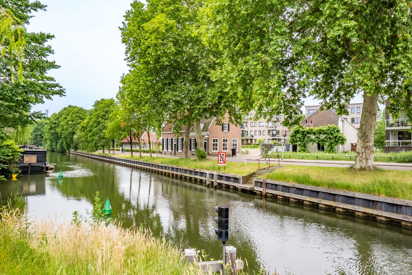 Photo 35 of Anton Geesinkstraat 4-D