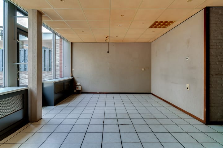 Tussenwoning te koop: Botterland 42, Zevenaar