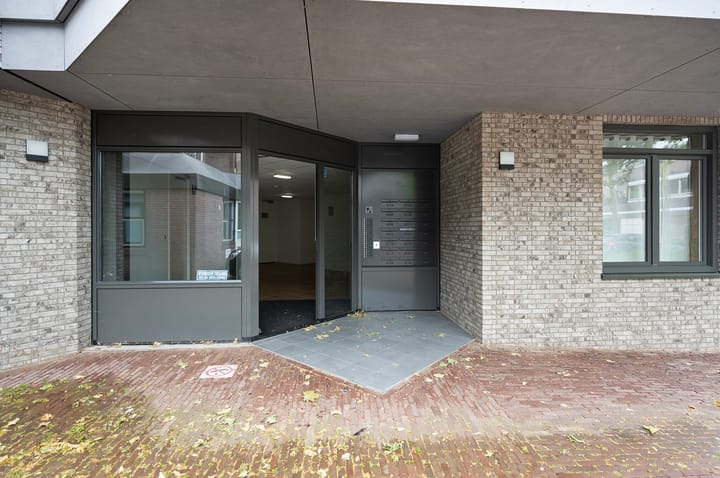 Photo 3 of Kerkstraat 56-E