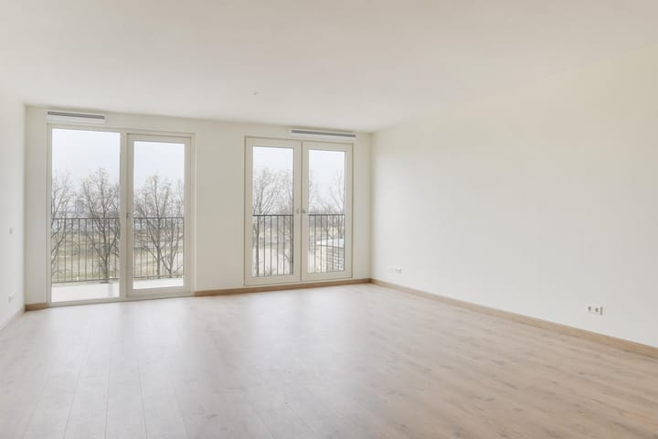 Photo 3 of Mary van der Sluisstraat 410
