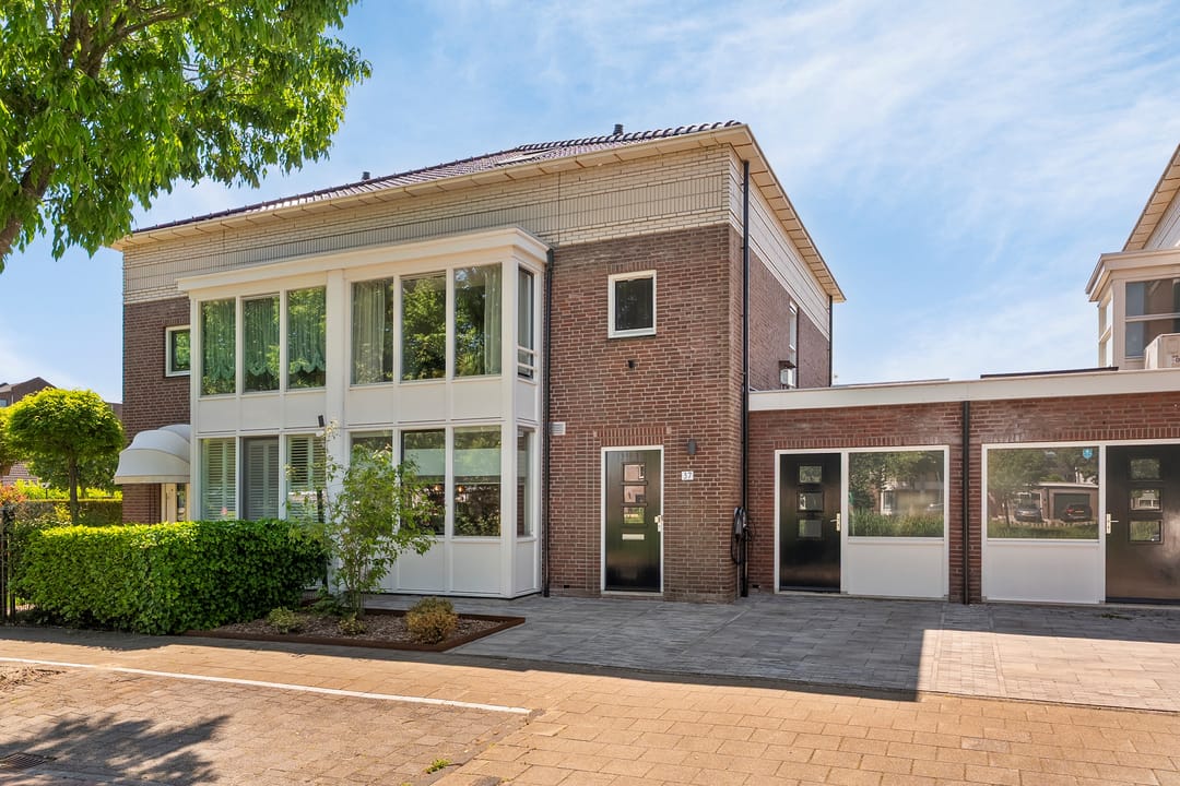 Foto 1 van Meerwedesingel 37