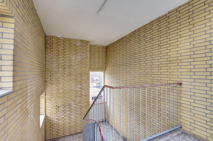 Appartement te koop: Burgemeester Jansenlaan 237, Zwijndrecht