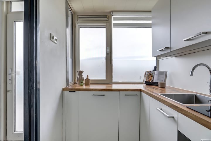 Appartement te koop: Burgemeester Jansenlaan 237, Zwijndrecht